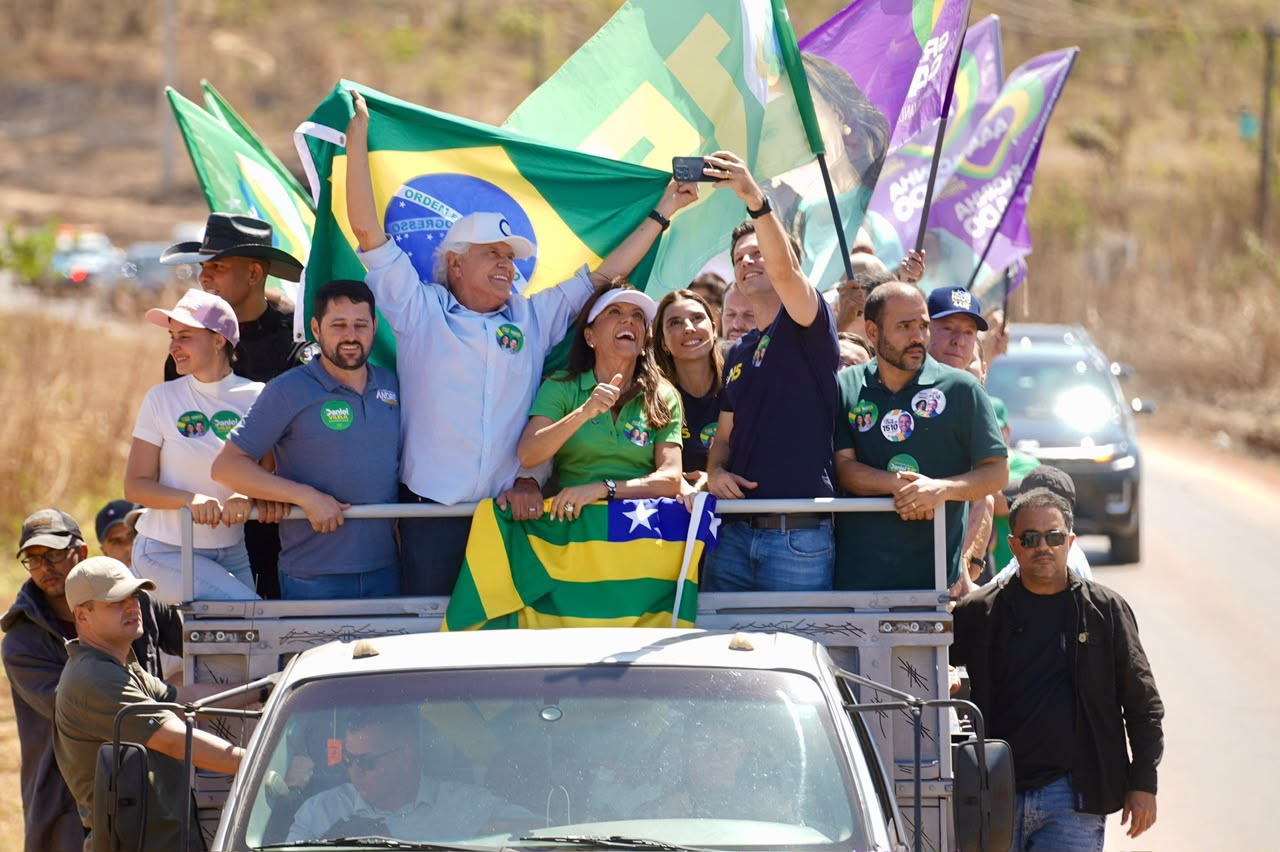 Líder nas pesquisas, Daniel Vilela visita 20 municípios em uma semana e mostra força da base